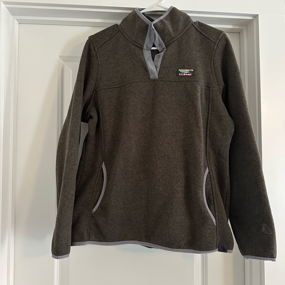 L.L. Bean Tops - L.L. Bean Olive Green Fleece Pullover